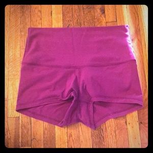 Lululemon wunder under short